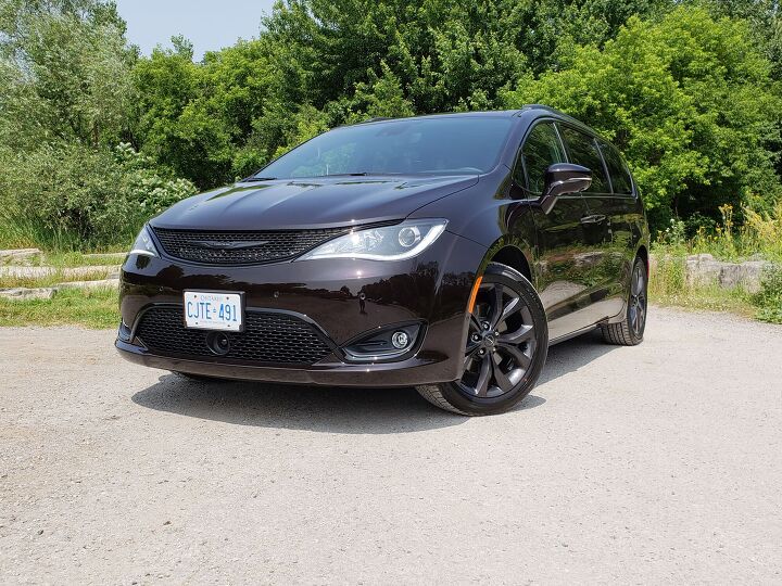 2019 Chrysler Pacifica Review