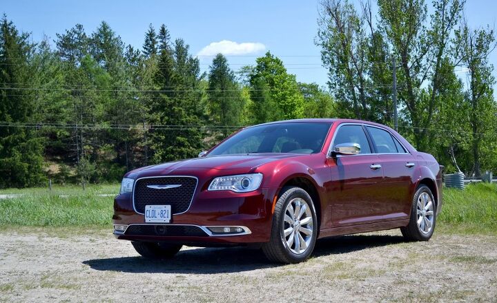 2020 Chrysler 300 AWD Review