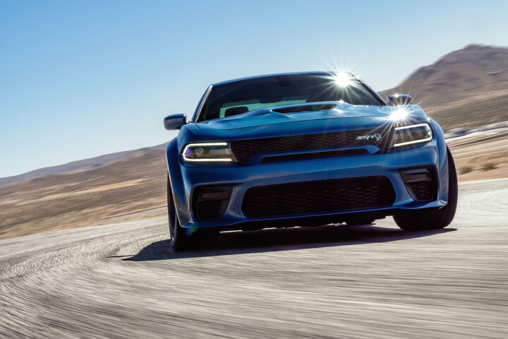 2020 Dodge Charger Hellcat and R/T Scat Pack Gain Wide Body Stance and Demon Track Apps