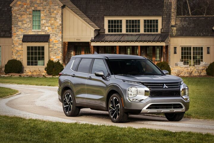 2022 Mitsubishi Outlander Debuts With New Bones, Class Leading Features