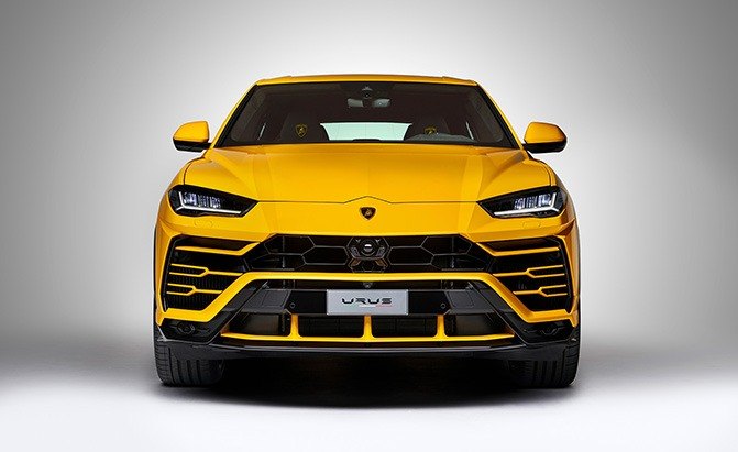 Lamborghini Urus Plug-in Hybrid is Coming Soon