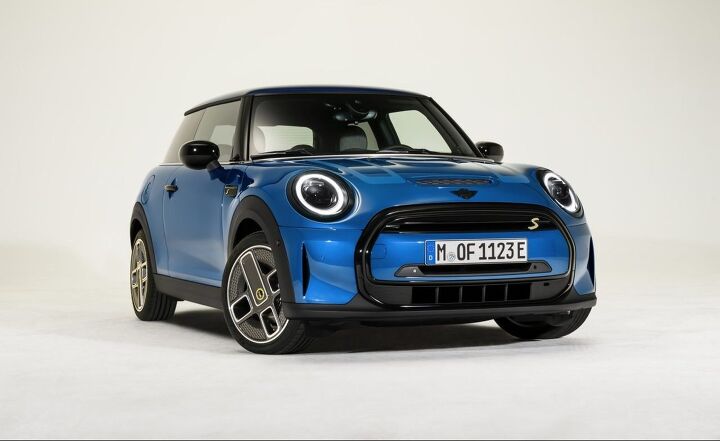 MINI Cooper Hardtop 2-Door SE – Review, Specs, Pricing, Features, Videos and More