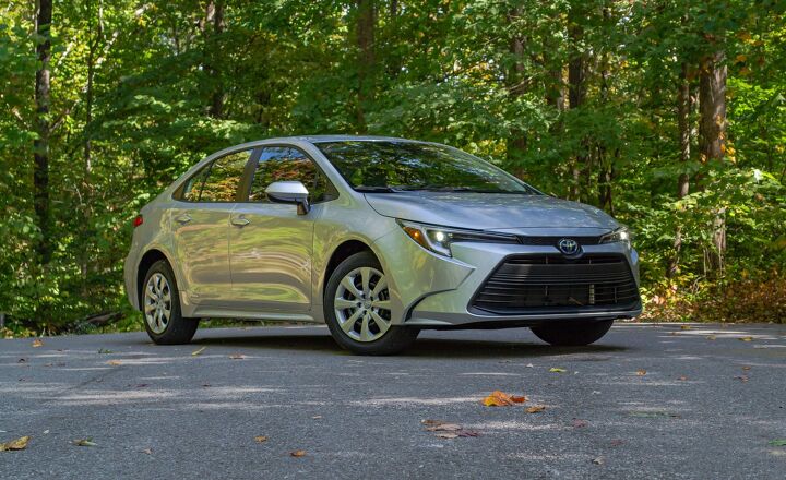 Toyota Corolla - Review, Specs, Pricing, Videos and More