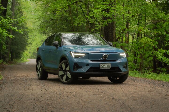 Volvo XC40, C40 Updates Include Increased Range, Bigger Battery