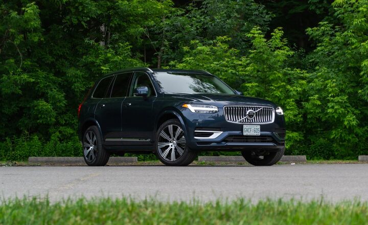 2022 Volvo XC90 T8 Recharge Review: Healthy Smoothie